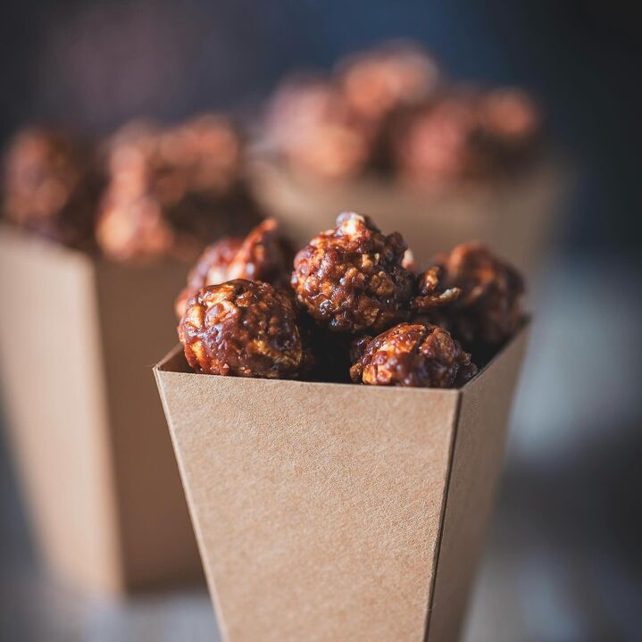 Popcorn met donkere chocolade en fleur de sel